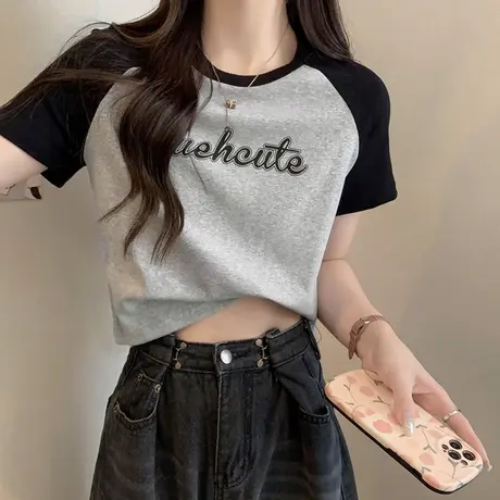 短款插肩袖t恤女ins潮修身拼色半袖2025新款爆款夏季辣妹短袖上衣图片