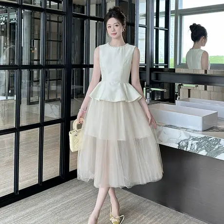 荷叶边蓬蓬裙无袖连衣裙图片