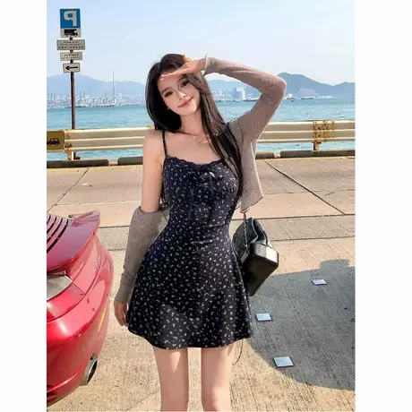 初夏法式蓝色碎花吊带连衣裙子女2025新款小个子气质掐腰包臀短裙商品大图