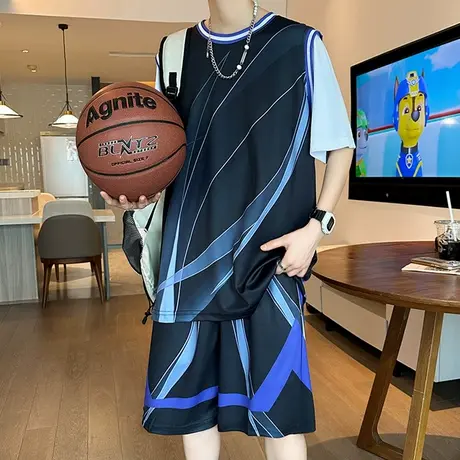 假两件篮球服套装男夏季冰丝凉感t恤男生短袖短裤一套搭配运动服T图片
