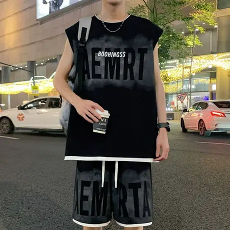 夏季2025年新款大码菠萝格短袖套装男港风运动休闲坎肩短裤两件套图片