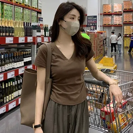 气质韩版V领正肩短袖T恤女夏季修身显瘦短款褶皱收腰辣妹紧身上衣商品大图