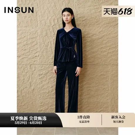INSUN恩裳专选2025春季V领盘扣收腰丝绒上衣商品大图