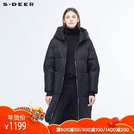 sdeer圣迪奥女酷感字母几何印胶H型高领长款连帽羽绒服S18482411图片