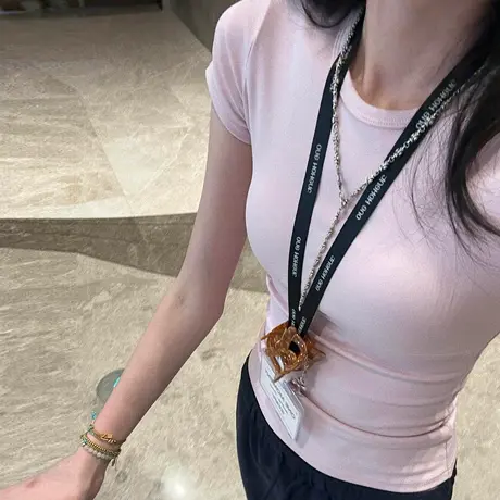 辣妹紧身收腰短袖T恤女夏季修身韩版小个子短款正肩粉色半袖上衣图片