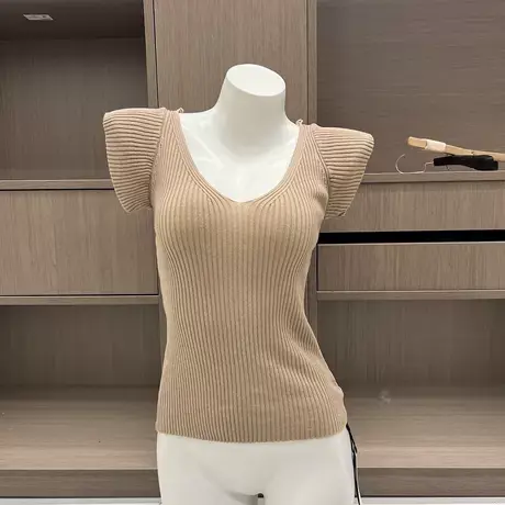 现货~2025韩系气质修身深V领显身材飞飞袖显瘦短袖针织衫T恤女图片
