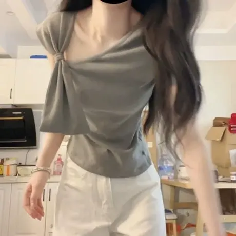 扭结斜肩短袖T恤女夏季韩版修身设计感小众chic甜辣露肩半袖上衣商品大图