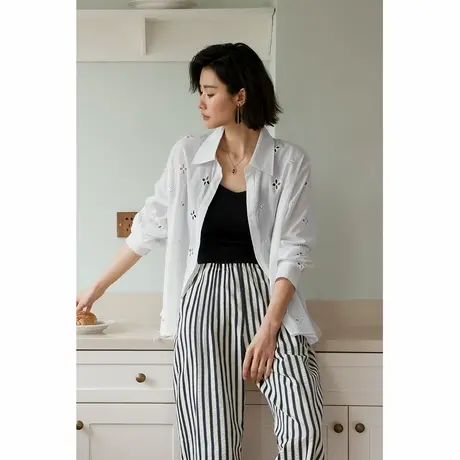 弥古白色镂空衬衫女上衣2025新款夏季薄款防晒衬衣外搭罩衫高级感商品大图