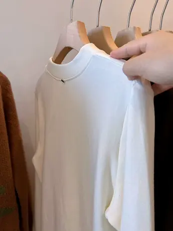 韩国秋冬 后背钉钉半高领内抓绒加厚弹力长袖t恤打底衫百搭上衣女商品大图