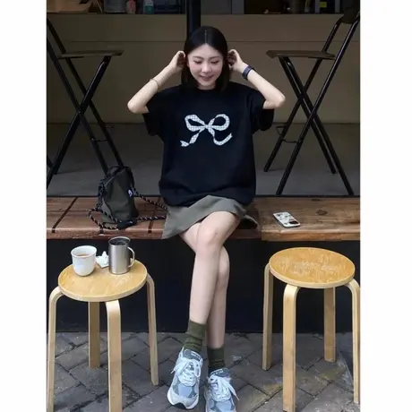 今年流行蝴蝶结印花夏季穿搭2025新款纯棉短袖t恤女设计感上衣ins商品大图