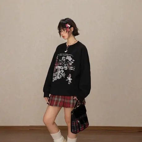 YEP黑色印花圆领卫衣女春秋2025新款套头插肩袖宽松无帽复古上衣商品大图