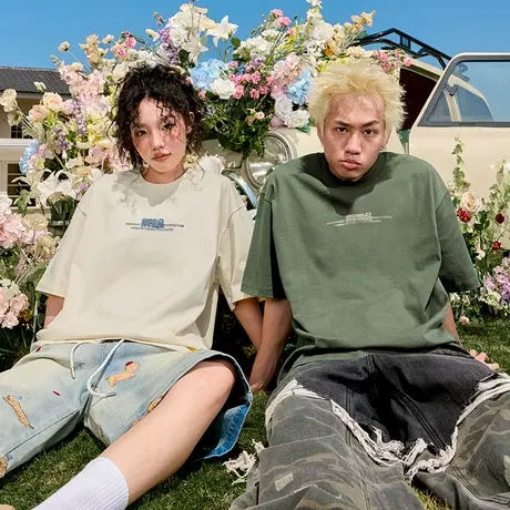 Nuthink字母印花美式复古短袖T恤宽松半袖情侣男女潮牌2025夏新款图片