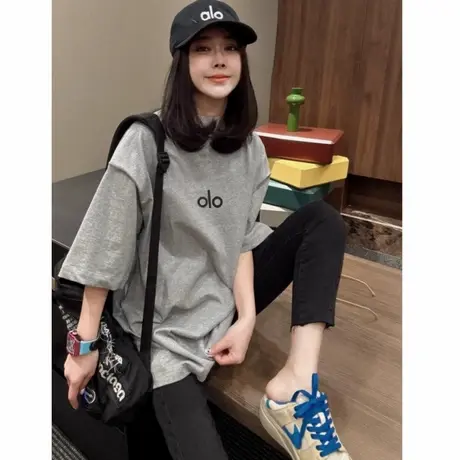 纯棉系百搭灰色中长款短袖t恤女2025夏季字母印花宽松休闲上衣商品大图