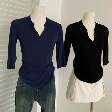 新款深V领纯色长袖T恤女早春收腰显瘦显身材纯欲甜辣气质短款上衣图片