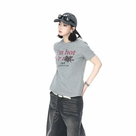 2025新款正肩修身字母印花短袖T恤女夏季美式潮酷街头风半袖上衣图片