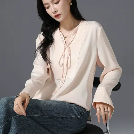 醋酸V领衬衫女2025新款纯色系带通勤百搭宽松喇叭袖气质缎面衬衣商品大图