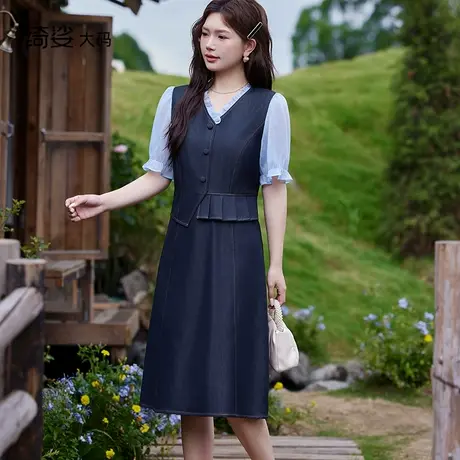 2025夏装新款气质V领收腰显瘦遮肉短袖假两件长款牛仔连衣裙图片