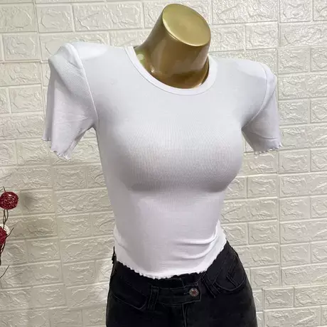 韩国东大门2021新款修身显胸圆领短袖Ｔ恤女短款木耳边体恤上衣夏图片