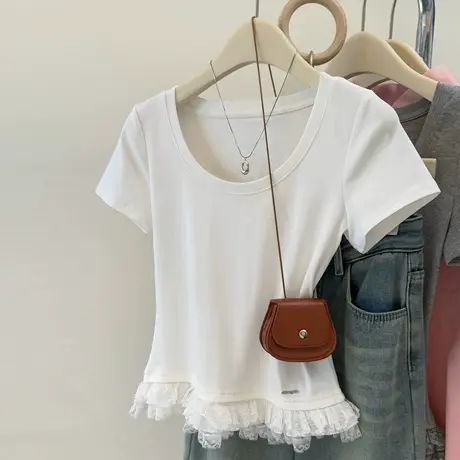 夏季2025新款U领正肩短袖T恤女韩版修身短款小个子蕾丝下摆上衣潮图片