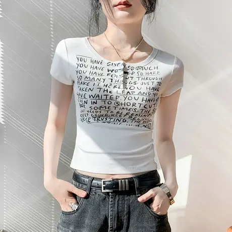 纽扣小众字母印花莱赛尔天丝短袖T恤女夏季小众修身显瘦正肩上衣图片