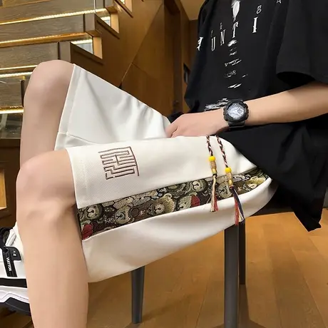 国潮新中式短裤男夏季新款透气休闲五分国风刺绣卡通港风运动裤子图片