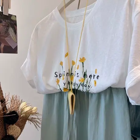 一束水仙花 立体钉珠晕染 凉爽透气雪花棉百搭宽松短袖T恤女上衣商品大图