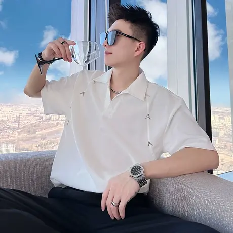 短袖POLO衫男夏季夜店重工个性V领半袖T恤潮牌痞帅发型师衬衣T恤图片