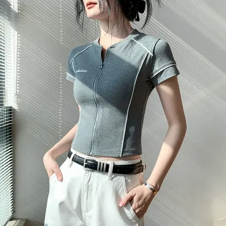 字母刺绣拉链开衫短袖T恤女夏修身显瘦别致外穿正肩时尚百搭上衣图片