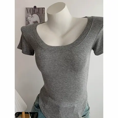 纯欲性感显身材U领低胸弧形下摆修身短袖T恤上衣女图片