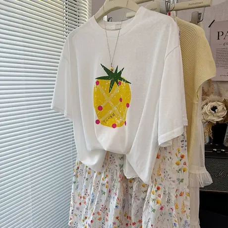 凉爽百搭简约宽松休闲草莓印花雪花棉短袖T恤女 白色蓝色体恤薄商品大图