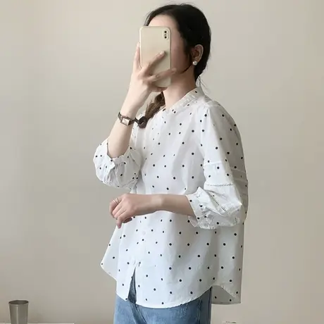 夏季韩版文艺波点纯棉立领七分袖衬衫女宽松蝙蝠短袖镂空中袖衬衣图片