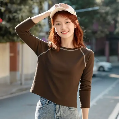KWV真维斯长袖t恤2025新款春秋季美式设计感短款女士内搭打底衫图片