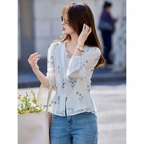 时尚气质长袖衬衫2025年春季新款女V领休闲显瘦碎花甜美小上衣商品大图