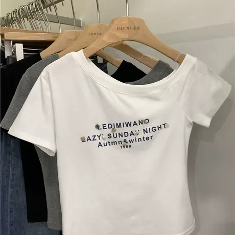 设计感斜肩字母印花短袖T恤女2025夏季新款甜辣修身显瘦露肩上衣商品大图