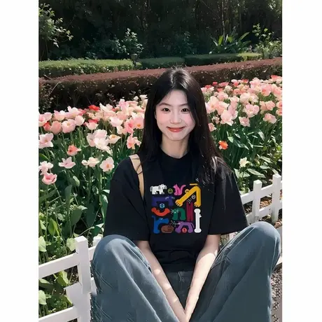 黑色纯棉短袖t恤女2025年新款独特夏日漂亮宽松女士半袖大版上衣商品大图