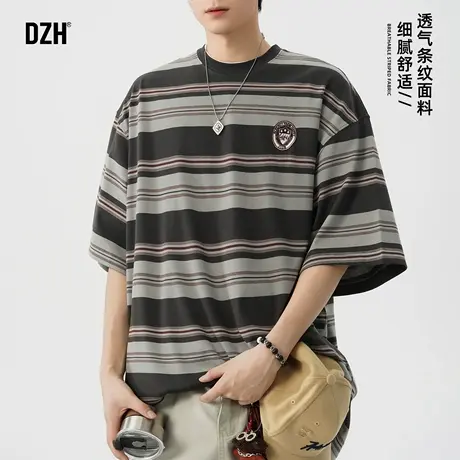 男士宽松条纹透气短袖t恤男潮牌2025新款美式设计感冰丝圆领上衣图片