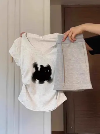 美式复古V领上衣女夏季减龄印花收腰短袖ins大码小飞袖灰色T恤潮商品大图