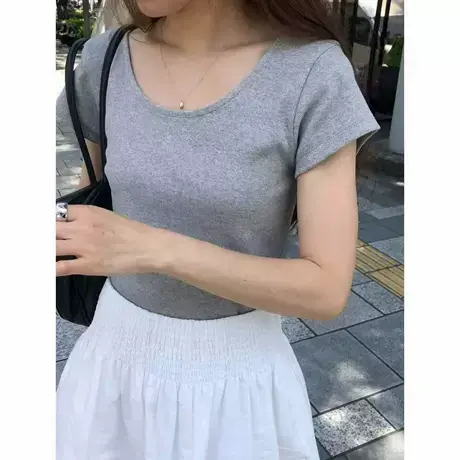 现货 东大门  纸片人大U领小飞袖弹力T恤图片