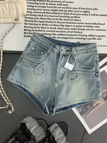 韩版复古磨白立体钩花牛仔短裤女2024新款显瘦百搭高腰弹力包臀裤图片