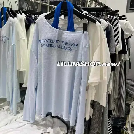 韩国东大门夏季新款宽松字母印花斜肩长袖T恤+挂脖背心两件套女图片