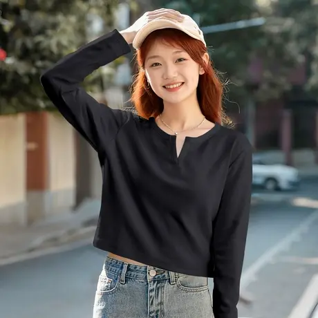 KWV真维斯黑色正肩长袖t恤女新款2025春秋修身v领内搭打底衫上衣图片