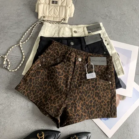 2024秋季新款美式辣妹皮牌豹纹牛仔短裤女时尚弹力包臀阔腿热裤子图片
