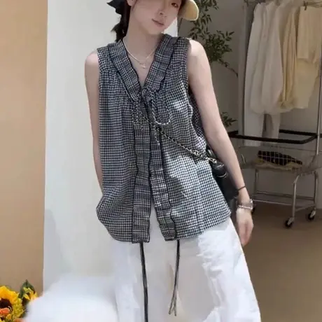韩系甜美V领格子无袖衬衫女2025夏季新款宽松显瘦荷叶边背心上衣商品大图