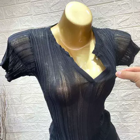 纯欲撩人~心机辣妹薄款微透针织衫女短袖气质显瘦深v领t恤上衣夏商品大图