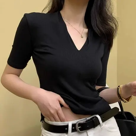 黑色V领冰丝针织正肩短袖T恤女2025夏季修身高级感超好看小衫上衣图片