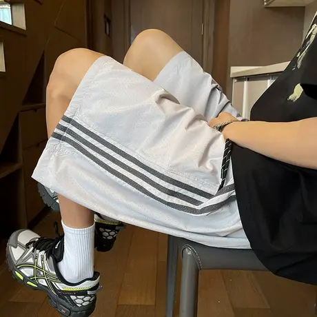 短裤男夏季新款宽松冰丝速干五分裤潮牌运动跑步健身美式休闲裤子图片