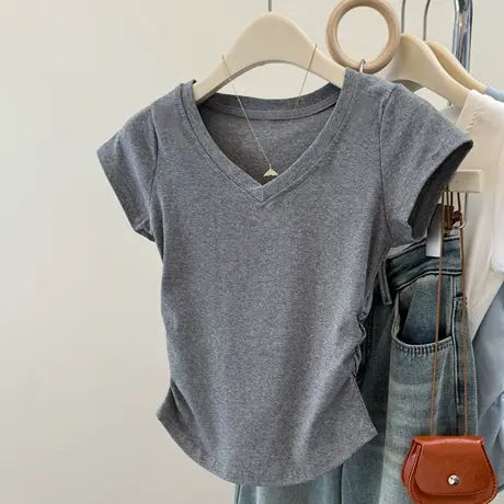 ins超火短款短袖T恤女夏季2025新款修身韩版打底衫内搭V领上衣潮图片