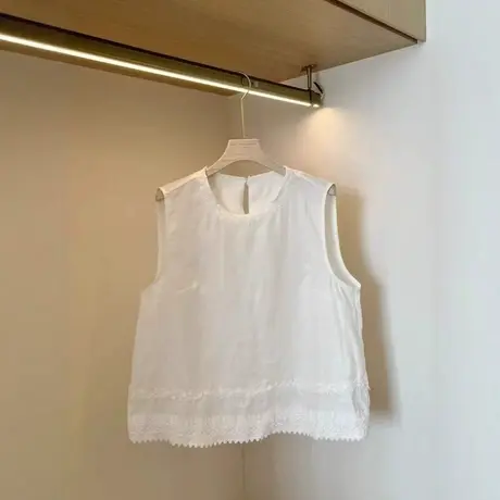 2025夏季新款韩版刺绣花边圆领无袖宽松百搭上衣时尚气质百搭小衫商品大图