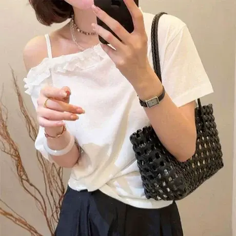 斜肩短袖t恤女2025新款爆款夏季设计感独特漂亮初夏露肩小上衣女商品大图