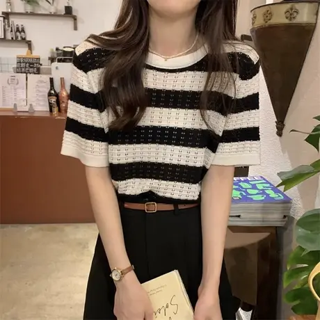 黑白条纹镂空针织衫冰丝短袖t恤女2025新款夏季设计感小众上衣服商品大图